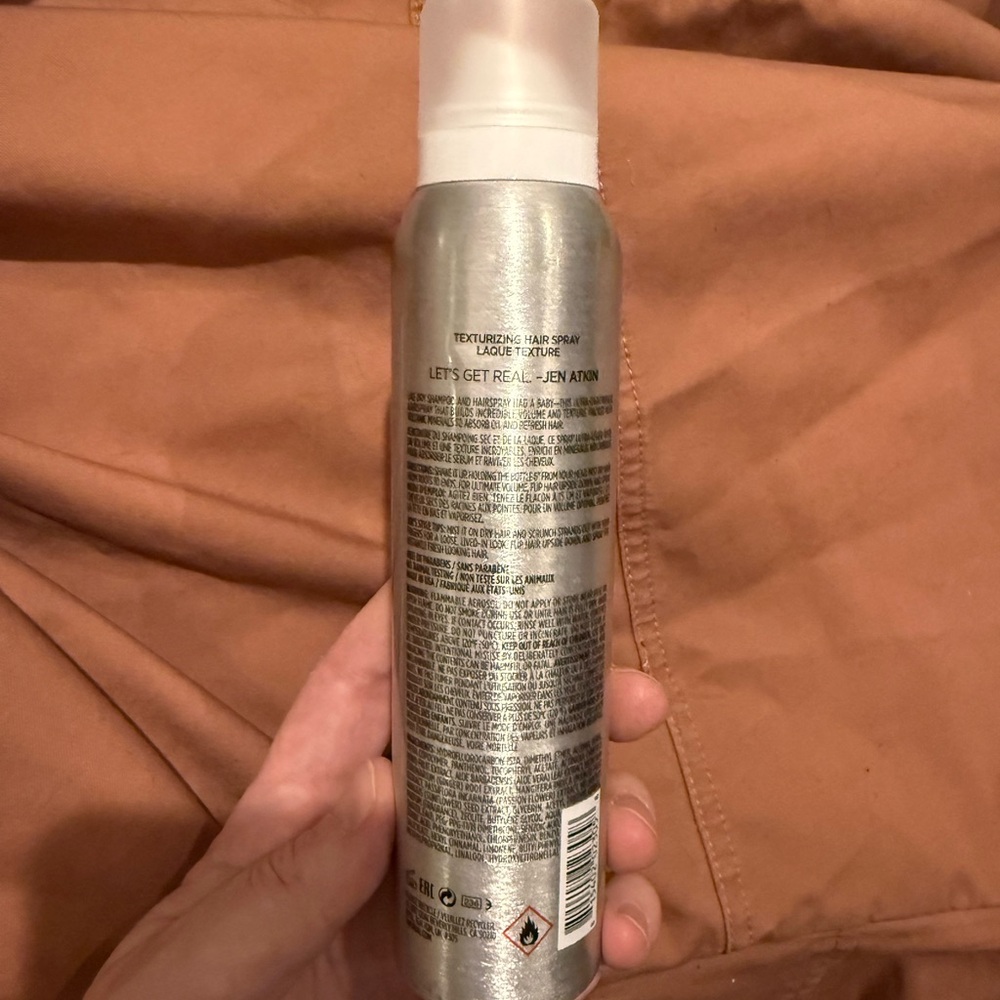 OUAI Texturizing Hair Spray - Picture 3 of 9